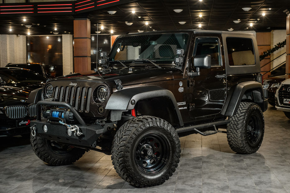 Продам Jeep Wrangler 2013 года в Одессе