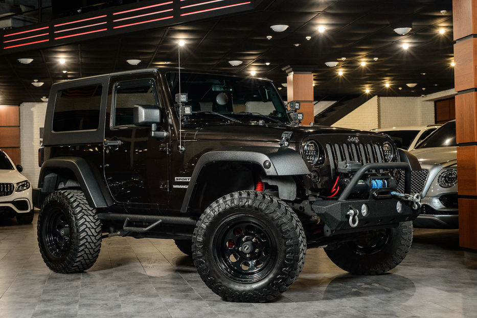 Продам Jeep Wrangler 2013 года в Одессе