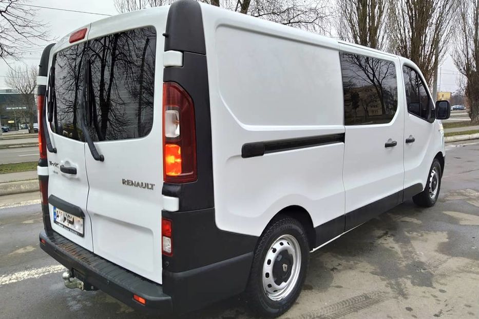 Продам Renault Trafic груз. Bi Turbo Long 2016 года в Харькове