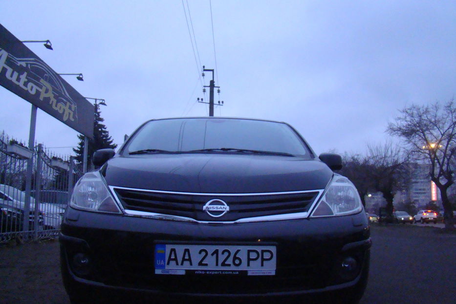 Продам Nissan TIIDA АКПП 2011 года в Одессе