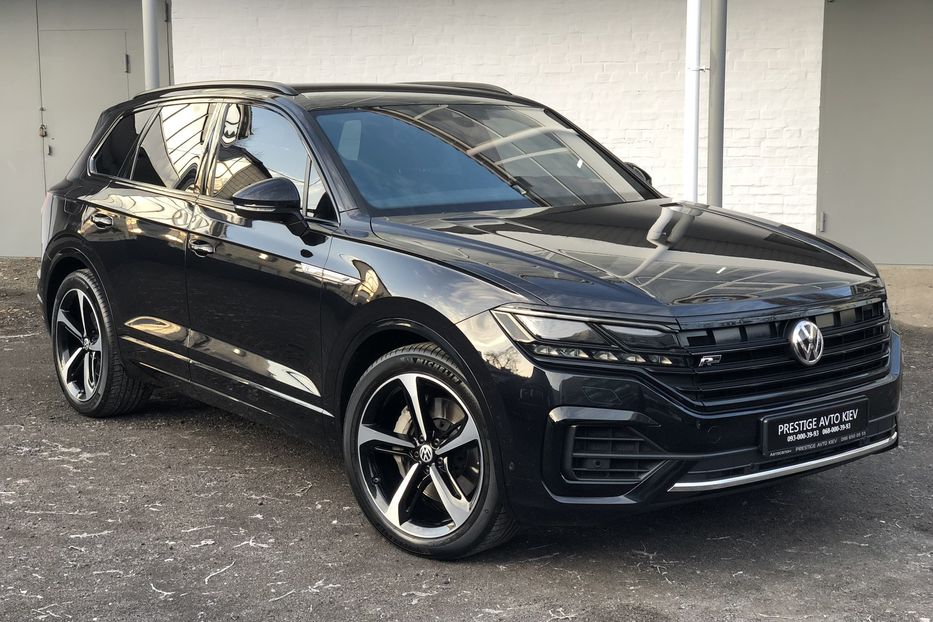 Продам Volkswagen Touareg 3.0 TFSI R-LINE Официальный 2019 года в Киеве
