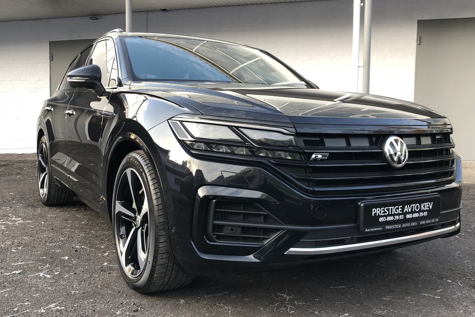 Продам Volkswagen Touareg 3.0 TFSI R-LINE Официальный 2019 года в Киеве