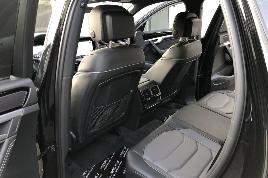 Продам Volkswagen Touareg 3.0 TFSI R-LINE Официальный 2019 года в Киеве