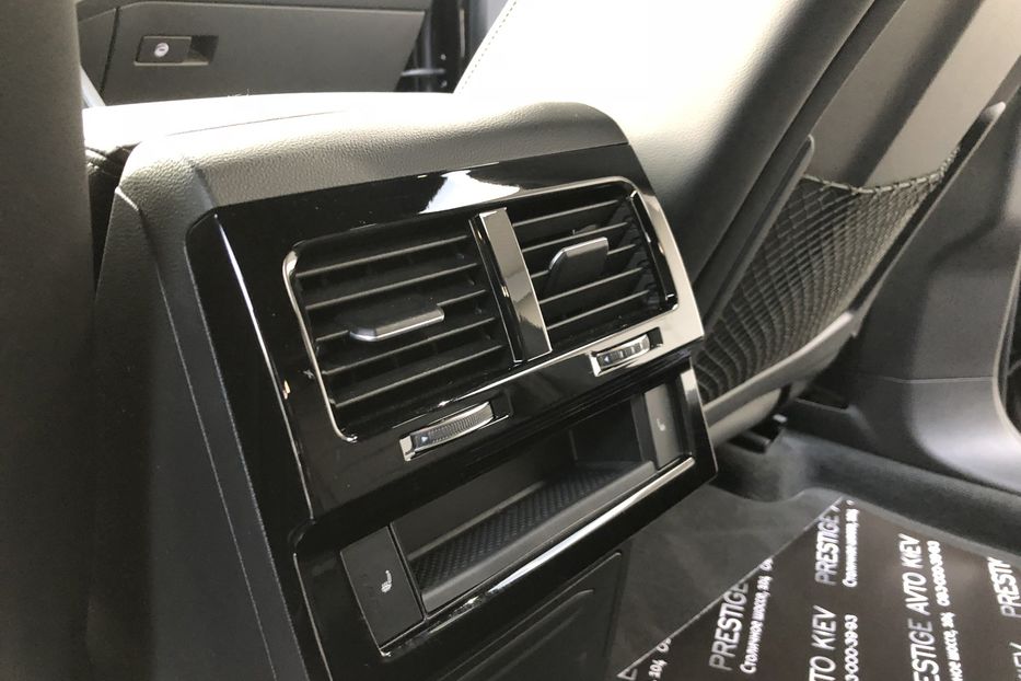 Продам Volkswagen Touareg 3.0 TFSI R-LINE Официальный 2019 года в Киеве