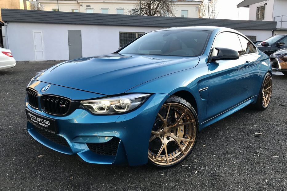 Продам BMW M4 Официальный 2016 года в Киеве