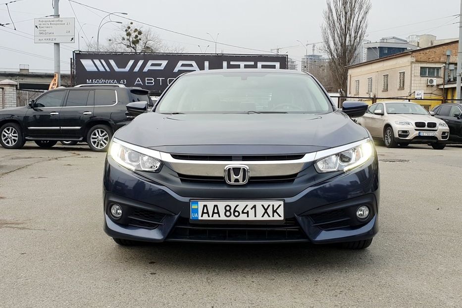 Продам Honda Civic EX-Turbo 2018 года в Киеве