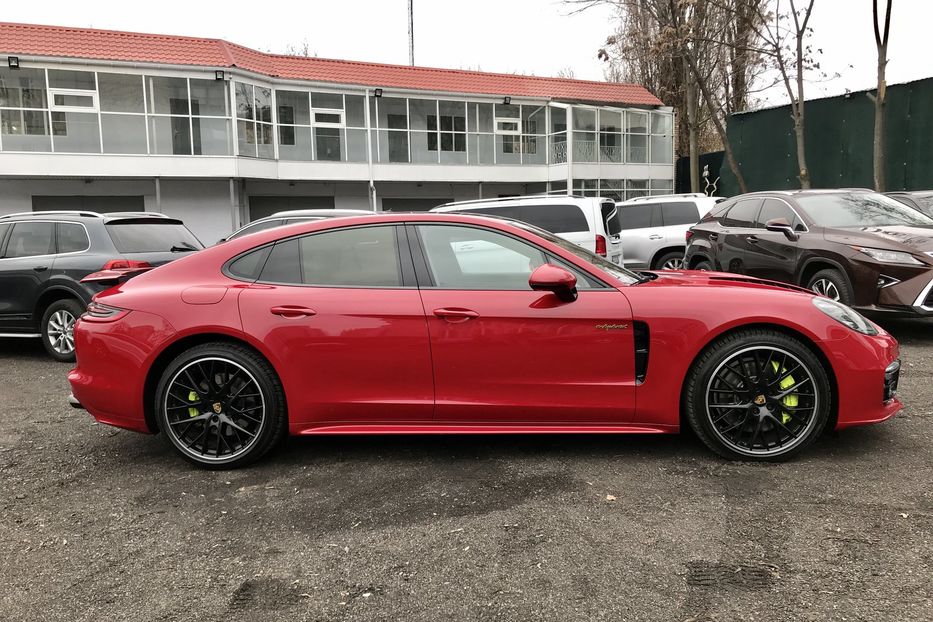 Продам Porsche Panamera 4 E-Hybrid Официальный 2017 года в Киеве