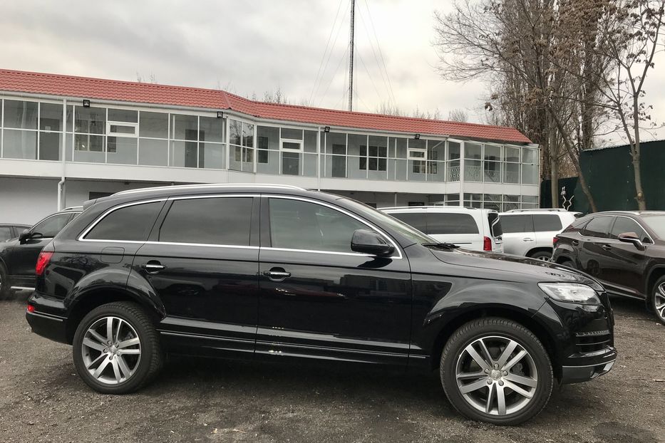 Продам Audi Q7 3.0 TFSI 2015 года в Киеве