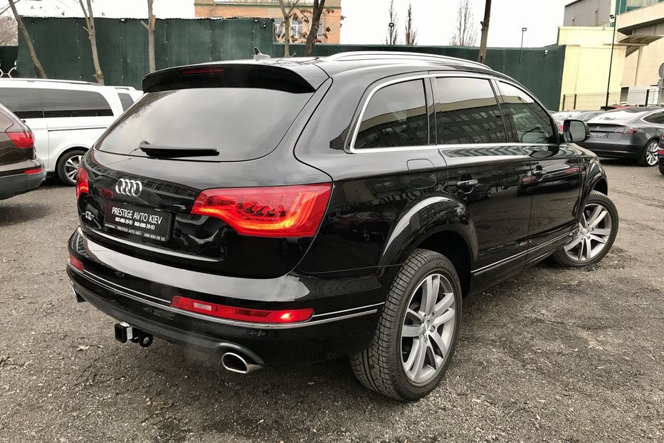 Продам Audi Q7 3.0 TFSI 2015 года в Киеве