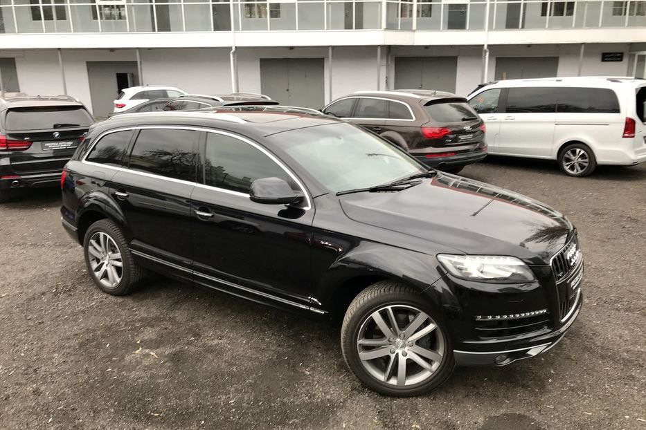 Продам Audi Q7 3.0 TFSI 2015 года в Киеве