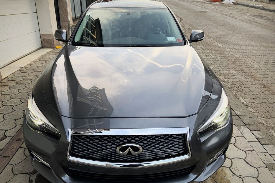 Продам Infiniti Q50 BASE 2015 года в Черновцах