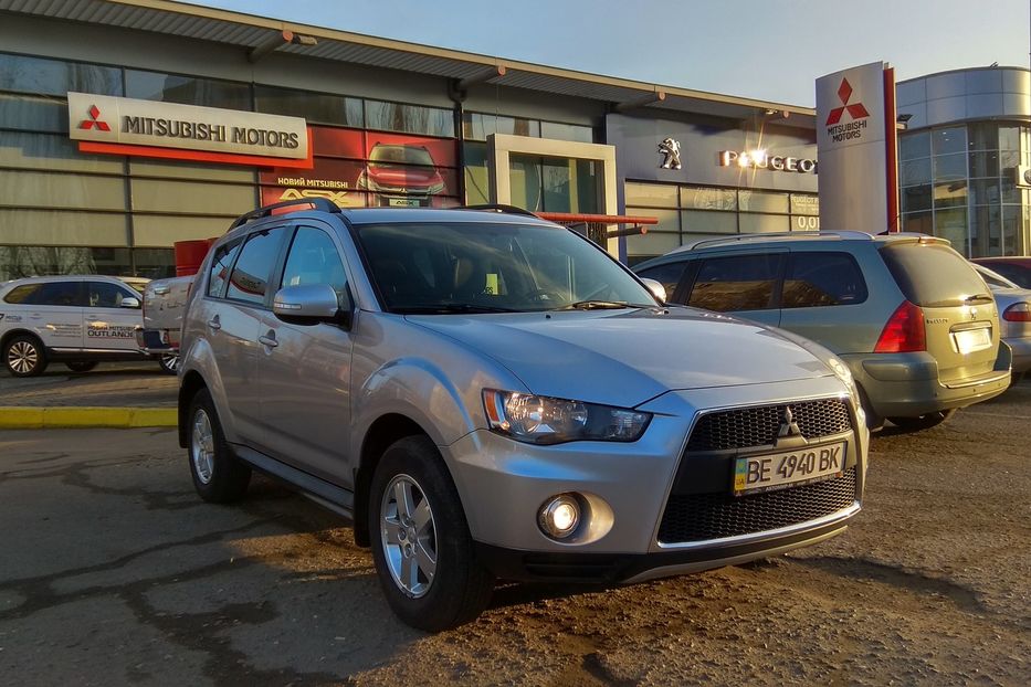 Продам Mitsubishi Outlander XL Официальный 2012 года в Николаеве