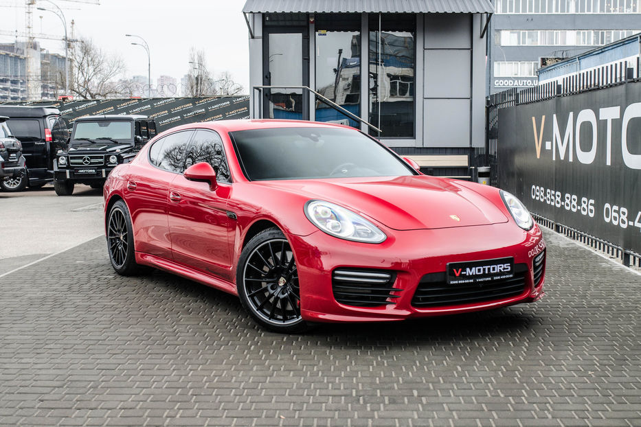 Продам Porsche Panamera GTS 2014 года в Киеве