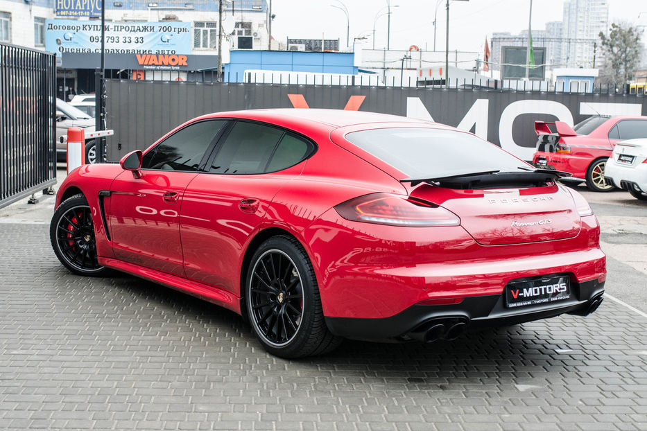 Продам Porsche Panamera GTS 2014 года в Киеве