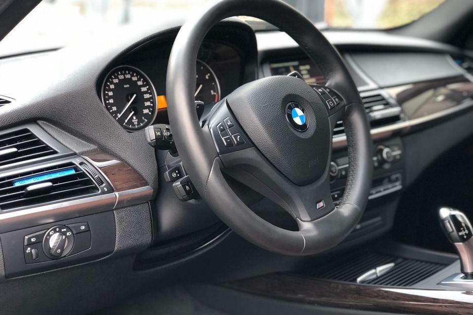 Продам BMW X5 М\\\ 3.0 Diesel 2012 года в Киеве