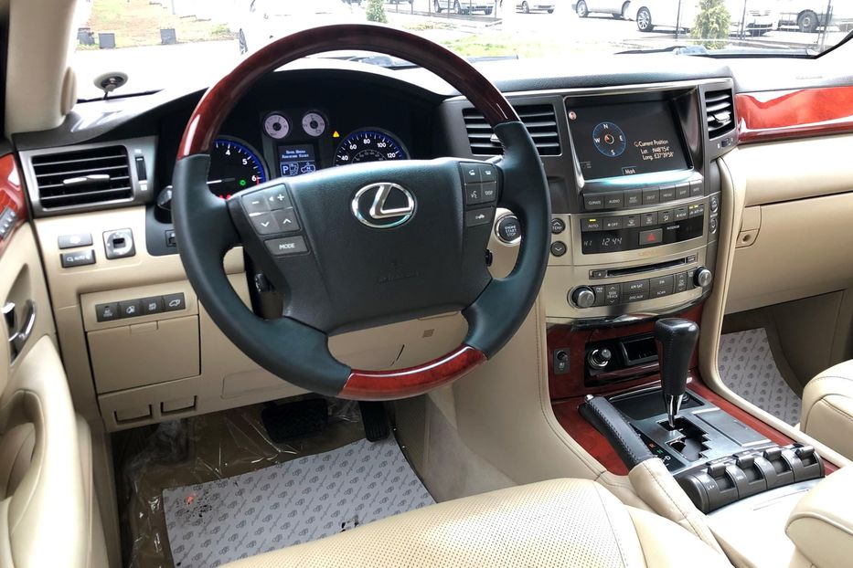 Продам Lexus LX 570 2008 года в Одессе