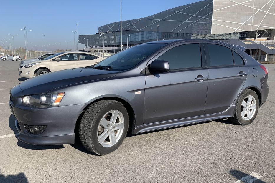 Продам Mitsubishi Lancer X Sportback 1.8 спорт , автомат 2009 года в Львове