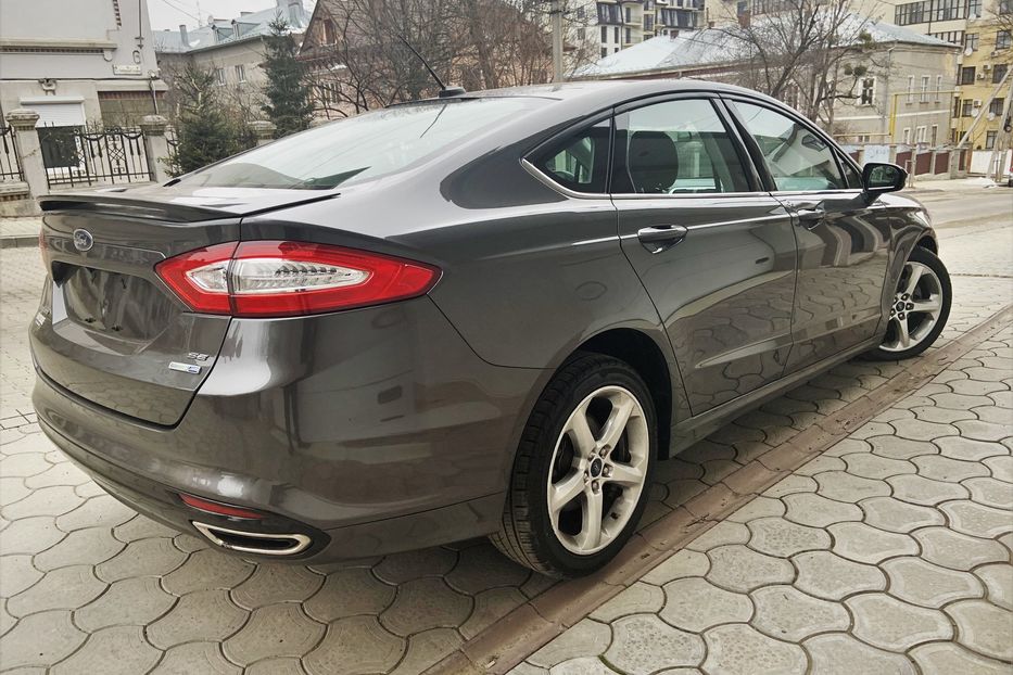 Продам Ford Fusion SE 2016 года в Черновцах