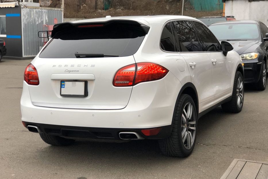 Продам Porsche Cayenne 3.6 2014 года в Киеве