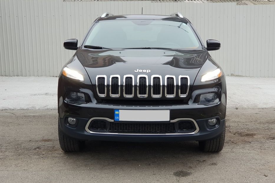 Продам Jeep Cherokee LIMITED 2015 года в Киеве