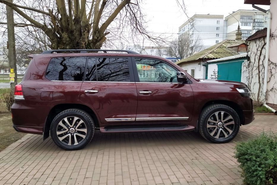 Продам Toyota Land Cruiser 200 Special Edition 2018 года в Николаеве