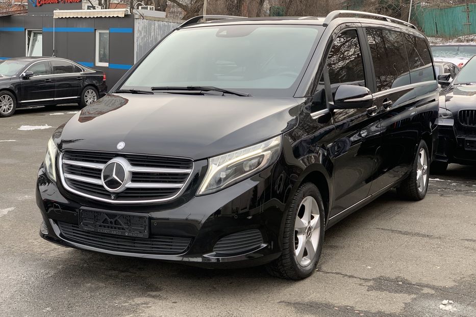 Продам Mercedes-Benz V-Class 250 AVANTGARDE EDITION 2015 года в Киеве