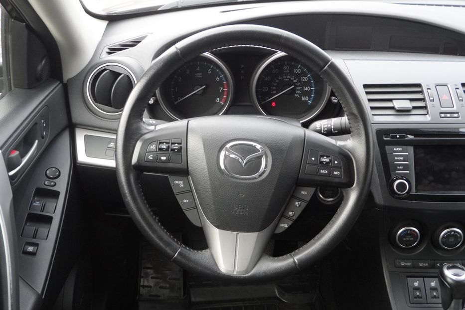 Продам Mazda 3 2013 года в Днепре