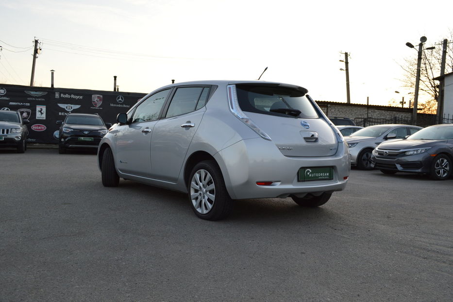Продам Nissan Leaf 2013 года в Одессе