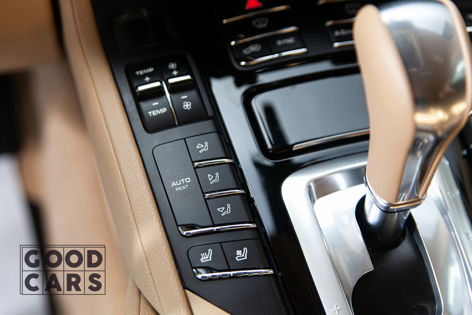 Продам Porsche Cayenne Platinum Edition 2014 года в Одессе