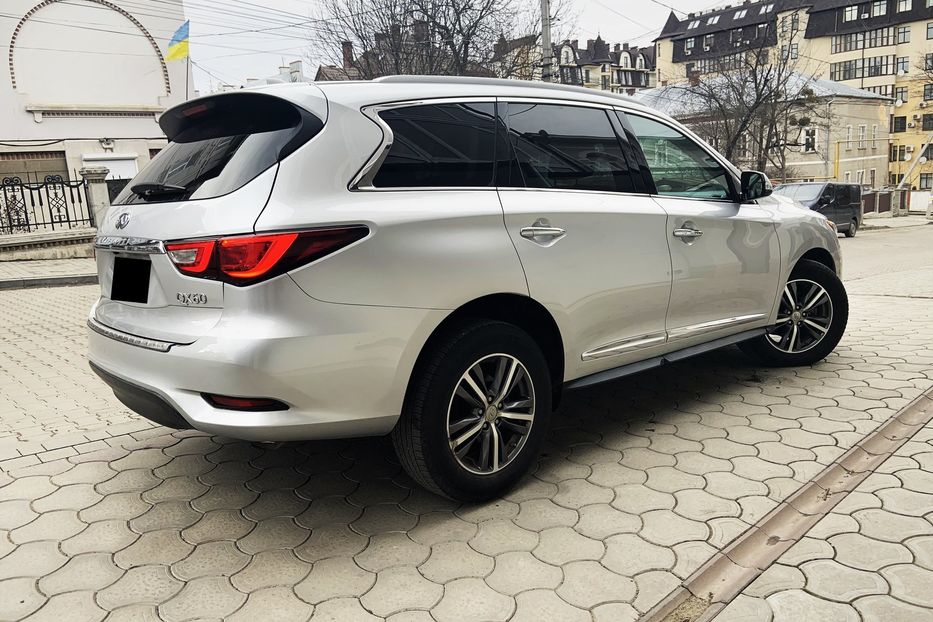 Продам Infiniti QX60 2016 года в Черновцах