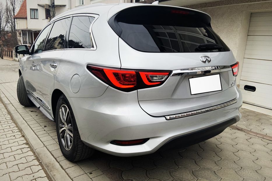 Продам Infiniti QX60 2016 года в Черновцах