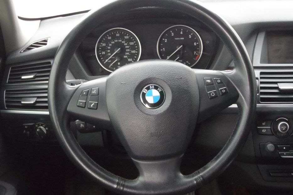 Продам BMW X5 2012 года в Днепре