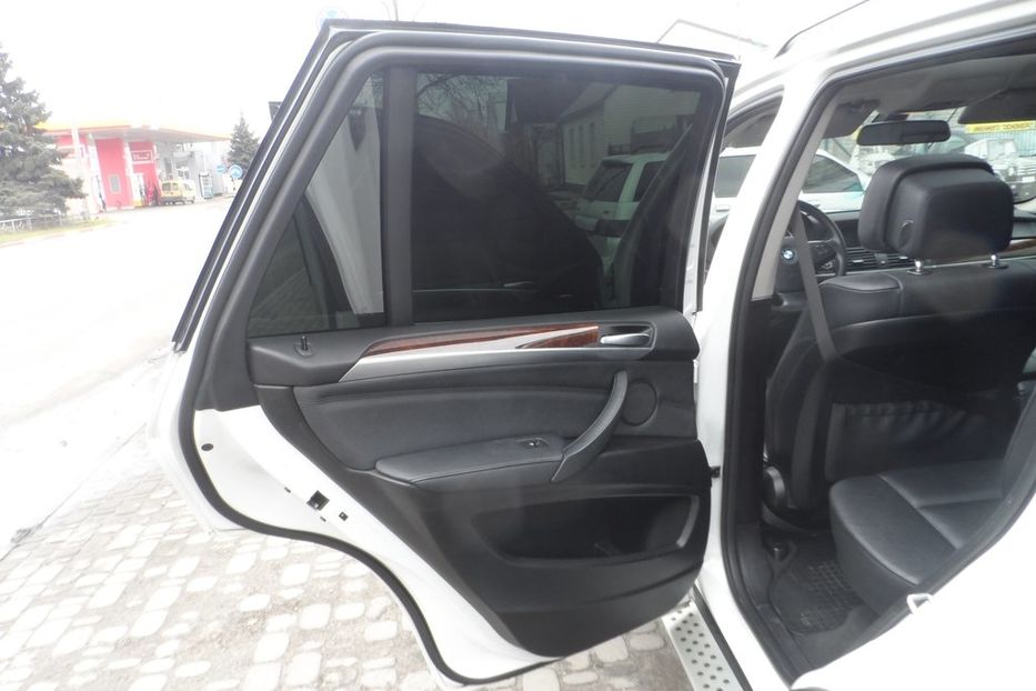 Продам BMW X5 2012 года в Днепре