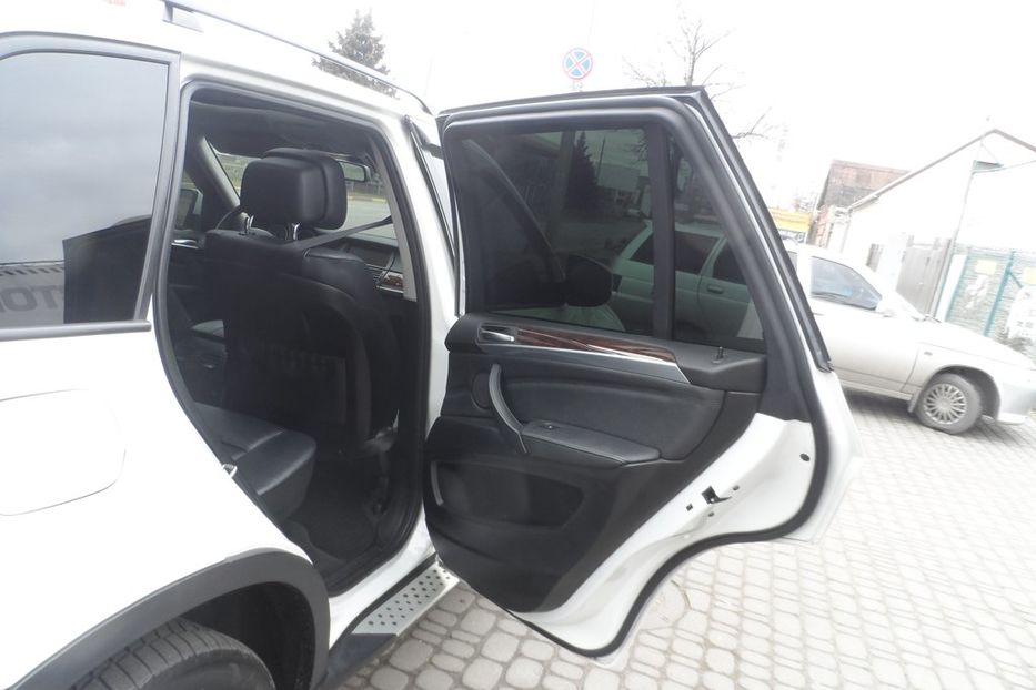 Продам BMW X5 2012 года в Днепре