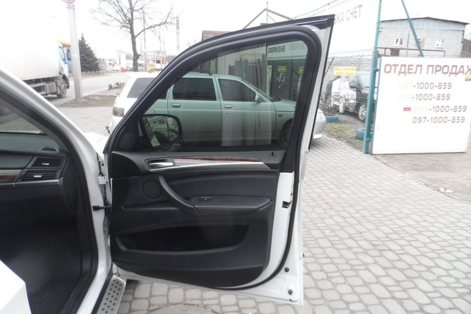 Продам BMW X5 2012 года в Днепре