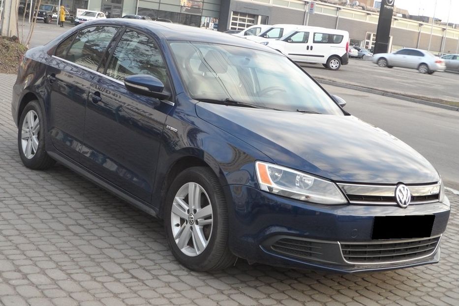 Продам Volkswagen Jetta 2013 года в Днепре