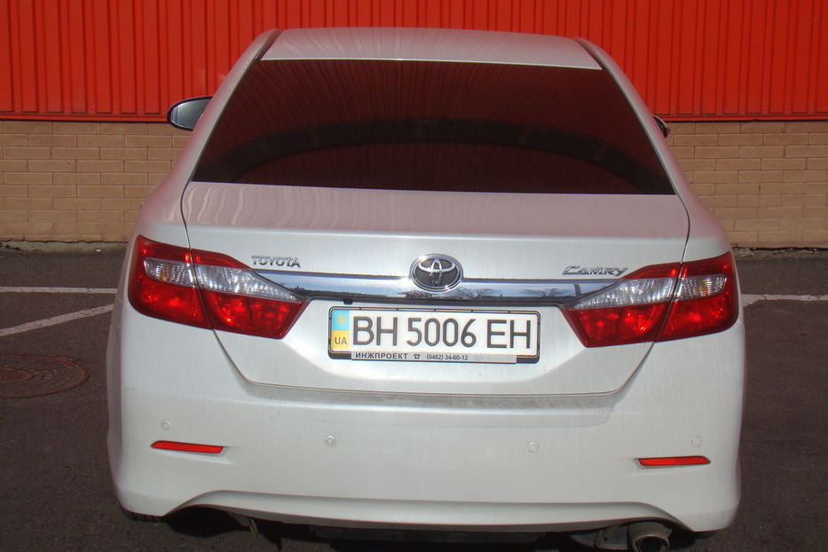 Продам Toyota Camry 2013 года в Одессе