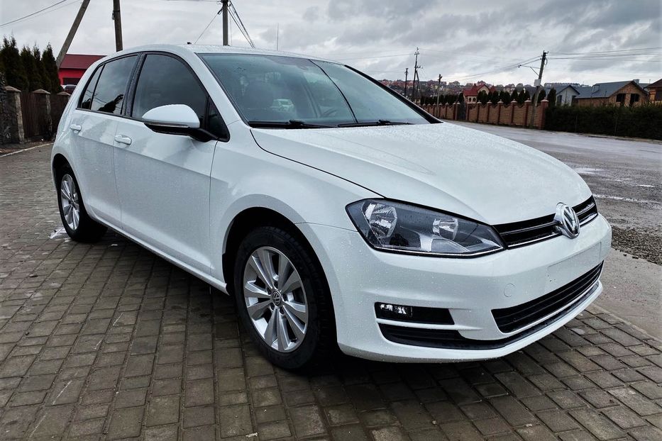 Продам Volkswagen Golf VII SE 2016 года в Черновцах