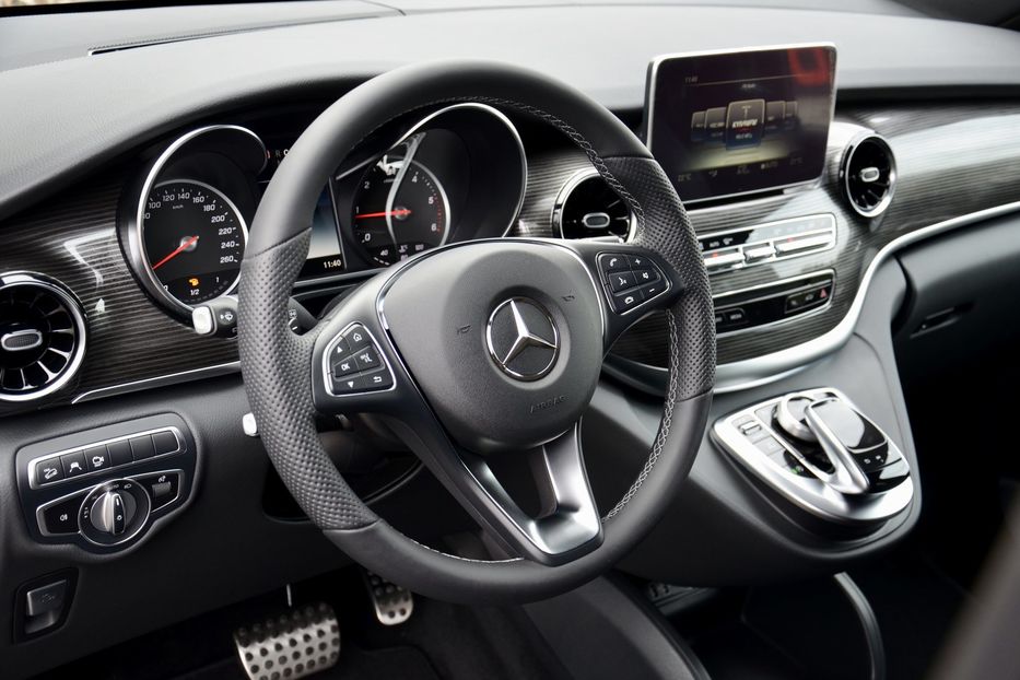 Продам Mercedes-Benz V-Class 2019 года в Киеве