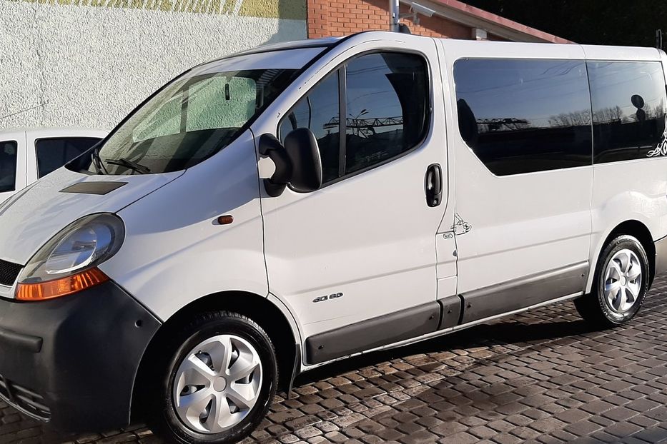 Продам Renault Trafic пасс. Navi Sensor Passenger  2003 года в Львове