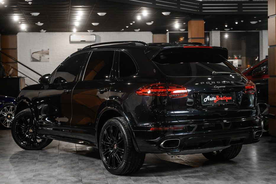 Продам Porsche Cayenne 2015 года в Одессе