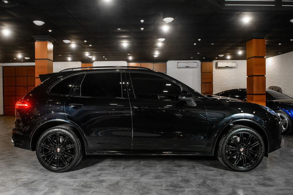 Продам Porsche Cayenne 2015 года в Одессе