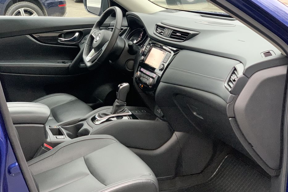 Продам Nissan Rogue SL AWD 2018 года в Киеве