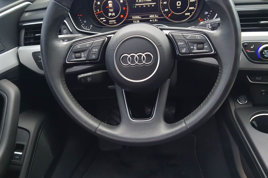 Продам Audi A4 Premium Plus 2017 года в Харькове