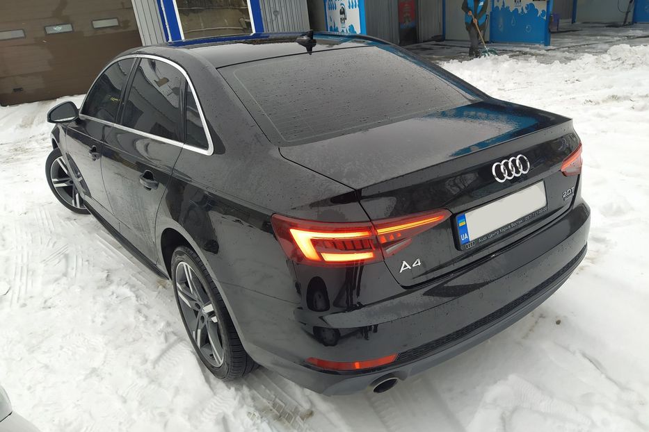 Продам Audi A4 Premium Plus 2017 года в Харькове