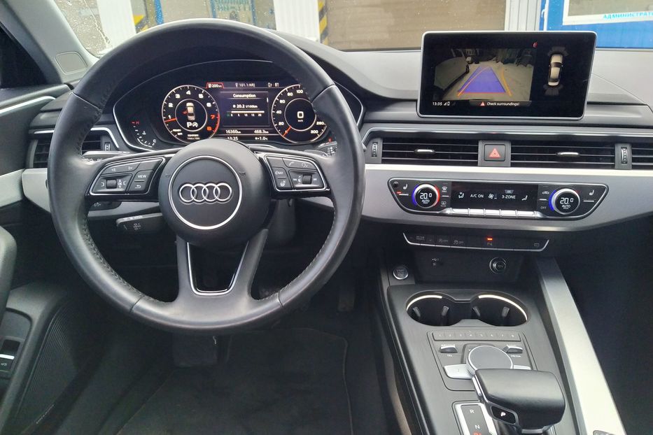 Продам Audi A4 Premium Plus 2017 года в Харькове