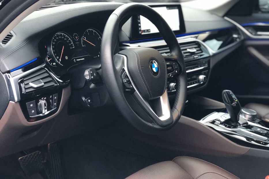 Продам BMW 520 D 2013 года в Киеве