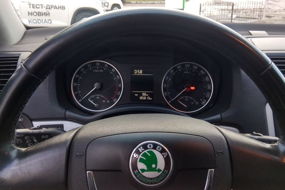 Продам Skoda Octavia A5 4x4 2011 года в Николаеве