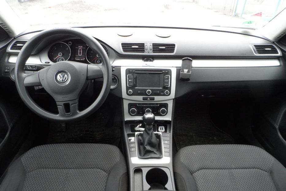 Продам Volkswagen Passat B7 2011 года в Днепре