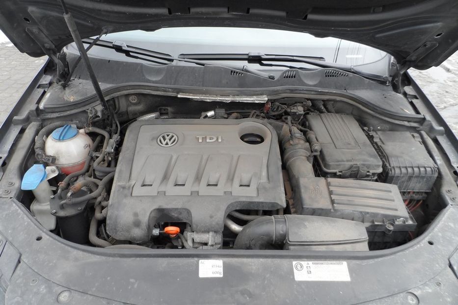 Продам Volkswagen Passat B7 2011 года в Днепре